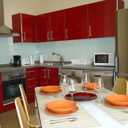 Apartmans Serranos 公寓
